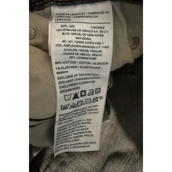 Signature By Levi Strauss Gold Men Relaxed Fit Medium Wash Jeans Size 46x30 - Picture 5 of 10